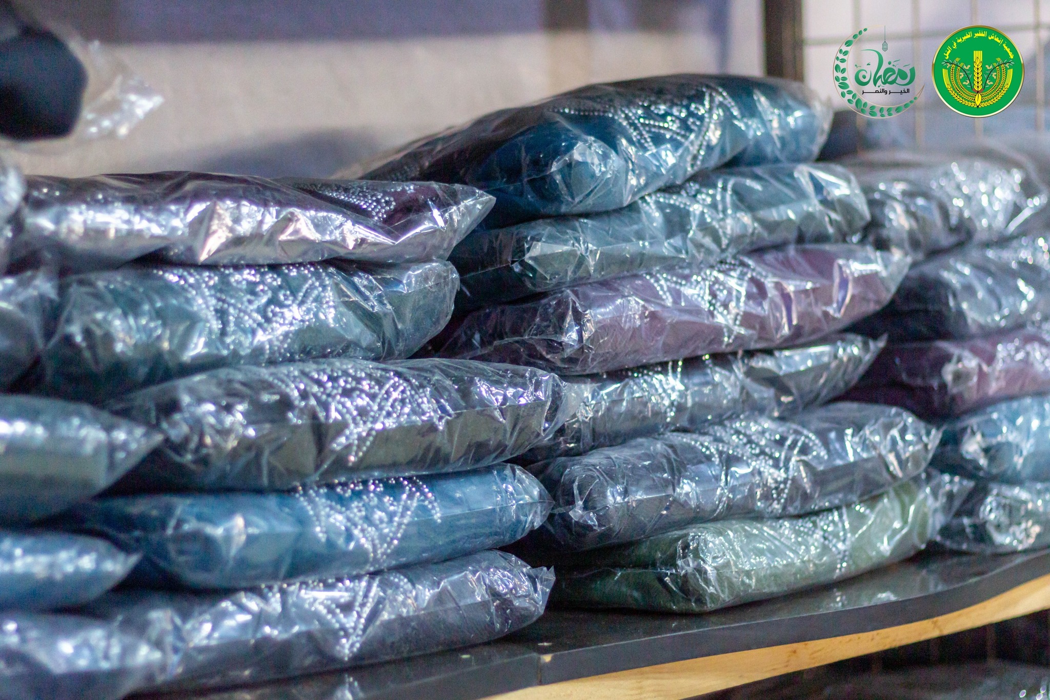 تم الانتهاء من توزيع رواتب المدرجين ل 1250 عائلة في شهر رمضان المبارك، مع تقديم بعض المساعدات💚✨